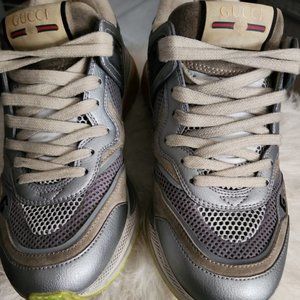 Gucci ultraspace sneakers